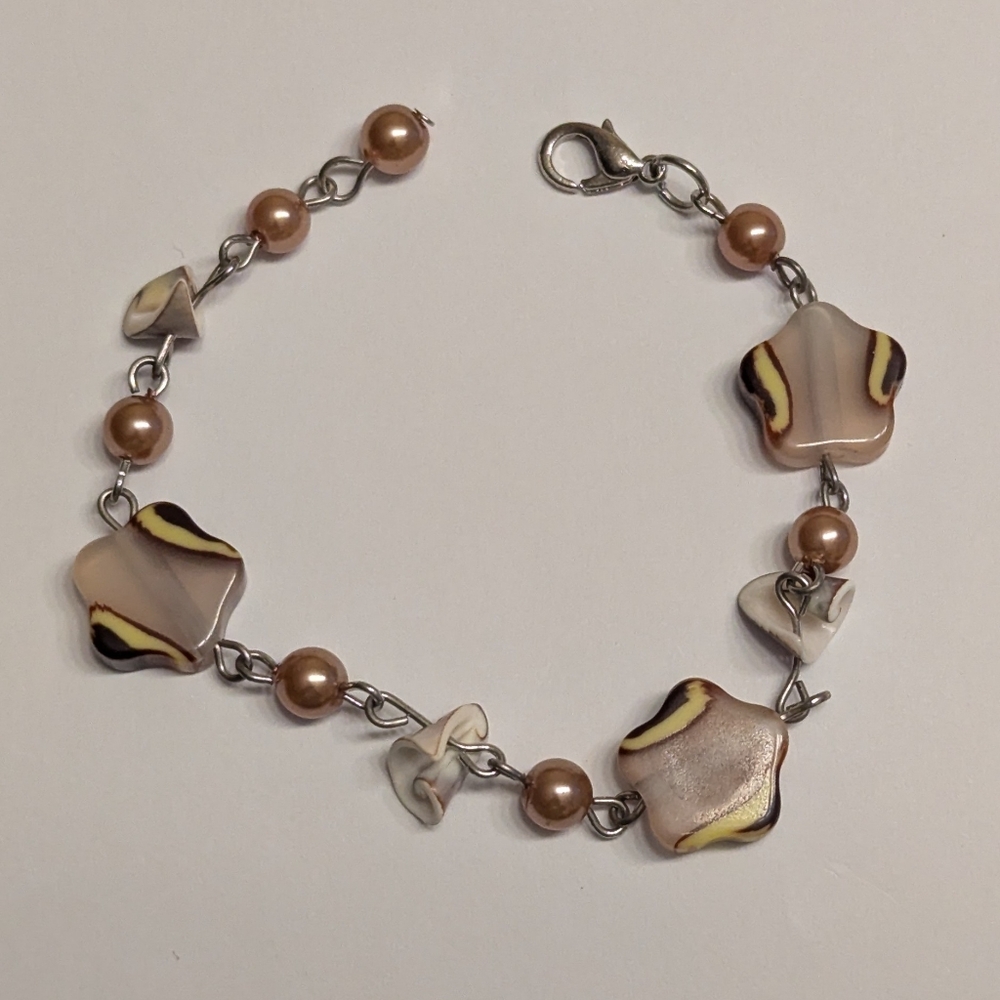Colorful Adjustable Beaded Bracelet Shell Accent Boho Jewelry New